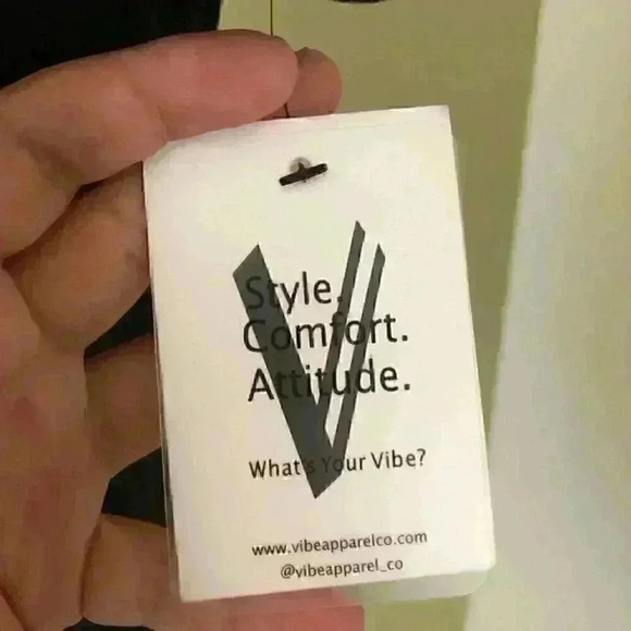 VIBE black short sleeve tiered top women medium - Picture 3 of 6